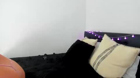 Snapshot of babielynn chatting on September 25, 2025, 6:55 pm BabieLynn online show from September 25, 2025, 6:55 pm