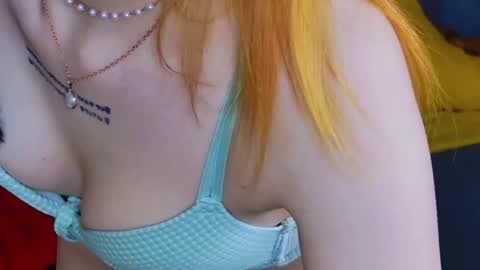 baby1cute1face online show from April 24, 2026, 8:00 pm