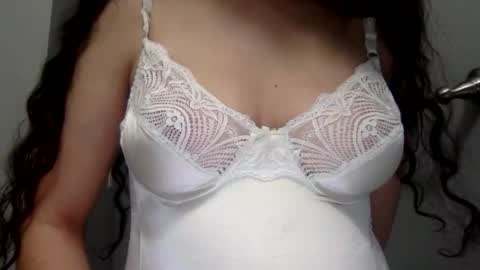 baby5300 online show from March 21, 2026, 3:22 am