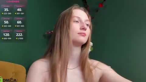 Snapshot of baby_annn chatting on June 12, 2026, 2:43 am Ann online show from June 12, 2026, 2:43 am