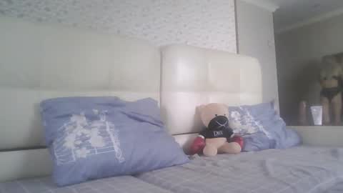 baby_doll_09 online show from September 19, 2025, 9:22 am