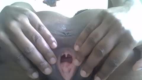 baby_facii online show from December 17, 2024, 10:12 am