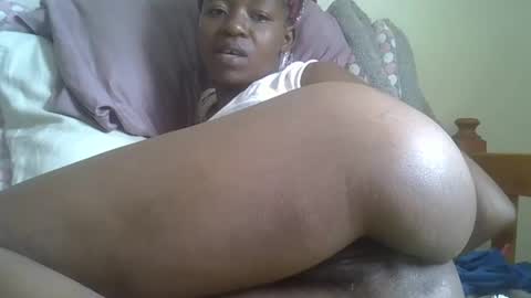 baby_facii online show from December 22, 2024, 11:11 am