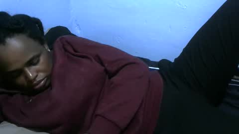 Snapshot of baby_fayyan chatting on December 13, 2025, 7:53 pm baby_fayyan online show from December 13, 2025, 7:53 pm