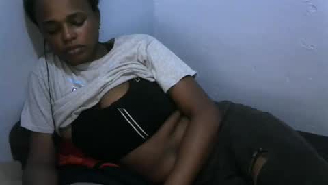 Snapshot of baby_fayyan chatting on January 6, 2026, 5:44 am baby_fayyan online show from January 6, 2026, 5:44 am