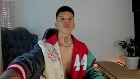 OF GxoXabs online show from November 7, 2025, 9:26 pm