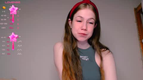 Kira online show from March 10, 2025, 11:49 pm