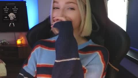 Snapshot of baby_gopn1k chatting on September 25, 2025, 5:00 am baby gopn1k online show from September 25, 2025, 5:00 am