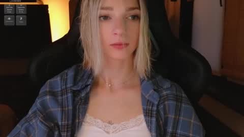 Snapshot of baby_gopn1k chatting on November 6, 2025, 5:08 am baby gopn1k online show from November 6, 2025, 5:08 am