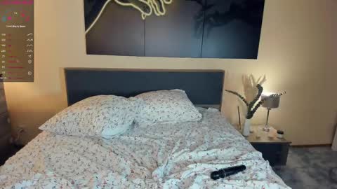 Emily online show from March 9, 2025, 9:13 am