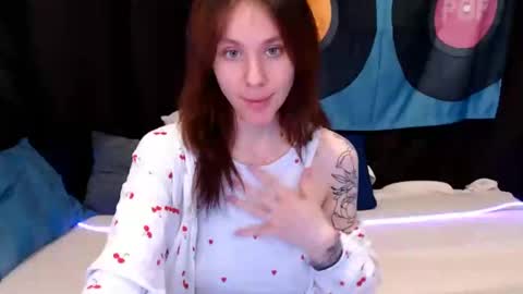 baby_kitte online show from December 22, 2024, 6:06 am