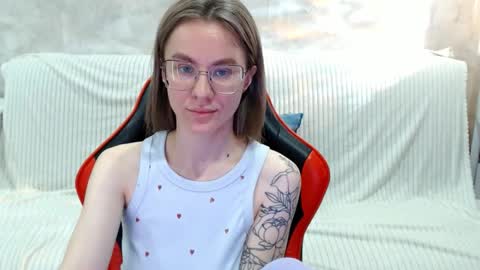 Snapshot of baby_kitte chatting on October 9, 2025, 4:32 am baby_kitte online show from October 9, 2025, 4:32 am