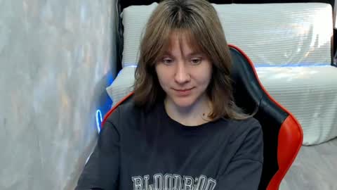 baby_kitte online show from May 18, 2026, 4:07 am