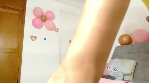 sofia online show from July 3, 2026, 1:39 pm