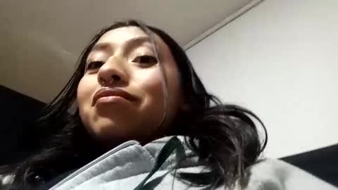 Snapshot of baby_moo chatting on September 23, 2025, 4:15 am Moon online show from September 23, 2025, 4:15 am