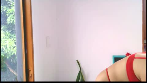 Snapshot of baby_nahomy_sex chatting on October 25, 2025, 2:46 pm NAHOMY online show from October 25, 2025, 2:46 pm
