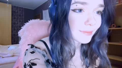 Snapshot of baby_onface chatting on May 20, 2026, 3:51 pm Alice online show from May 20, 2026, 3:51 pm
