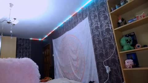 Snapshot of baby_onface chatting on June 3, 2026, 8:03 pm Alice online show from June 3, 2026, 8:03 pm