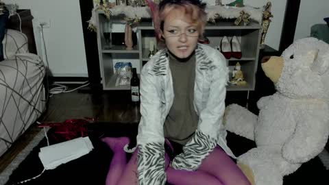 baby_punkk online show from December 27, 2024, 12:50 am