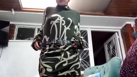 baby_punkk online show from January 6, 2025, 10:05 pm