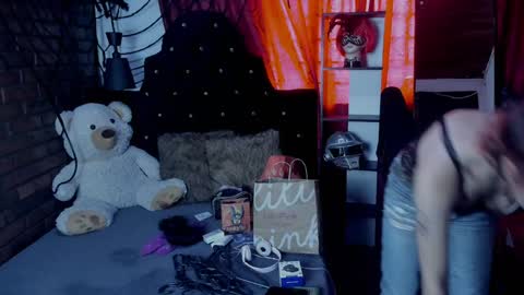 baby_punkk online show from January 10, 2025, 8:59 pm