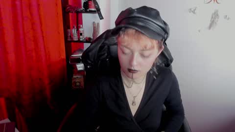 baby_punkk online show from January 24, 2025, 9:58 pm