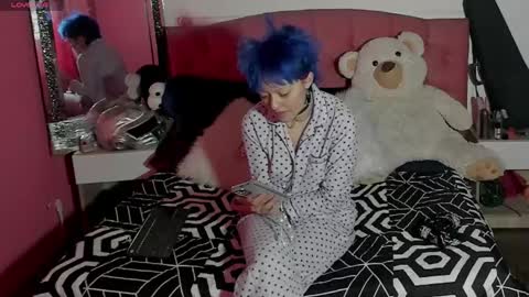 baby_punkk online show from February 22, 2025, 3:36 pm