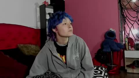 baby_punkk online show from March 12, 2025, 2:20 am