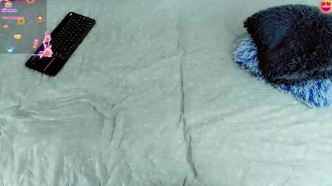 Snapshot of baby_rouss chatting on September 27, 2025, 12:54 pm Baby-Rouss online show from September 27, 2025, 12:54 pm