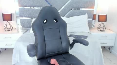 baby_scarleth_ online show from November 30, 2025, 3:32 am