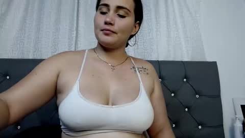 Daniella Soto online show from March 7, 2025, 4:13 am