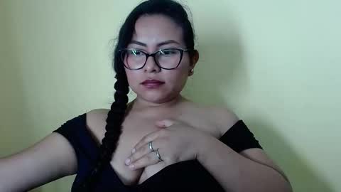 baby_sexy07 online show from October 18, 2025, 9:21 am