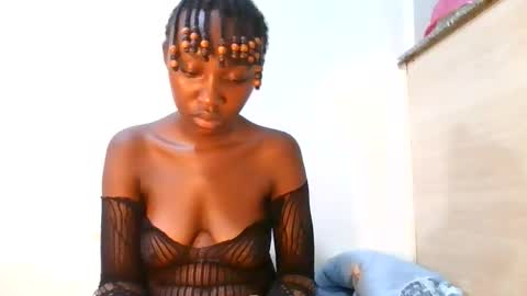 baby_smiler online show from May 27, 2026, 1:57 am