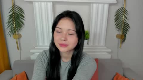 baby_sunsh1ne_ online show from June 8, 2026, 12:58 am