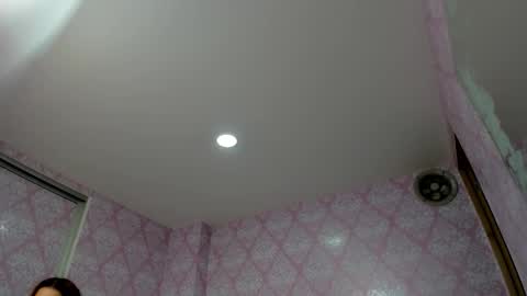 Snapshot of babyangel18_ chatting on September 22, 2025, 10:39 am ANGEL online show from September 22, 2025, 10:39 am