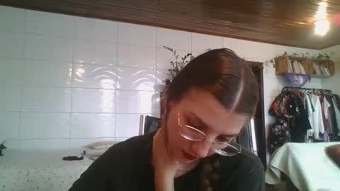 Snapshot of babydemon6 chatting on September 21, 2025, 7:15 pm babydemon6 online show from September 21, 2025, 7:15 pm