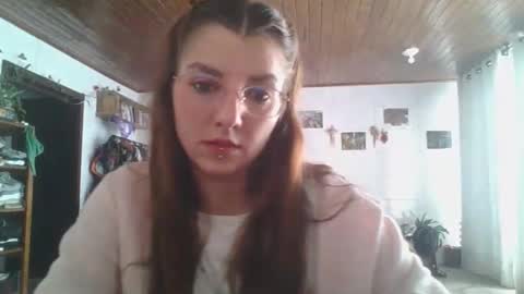 Snapshot of babydemon6 chatting on October 20, 2025, 2:39 pm babydemon6 online show from October 20, 2025, 2:39 pm