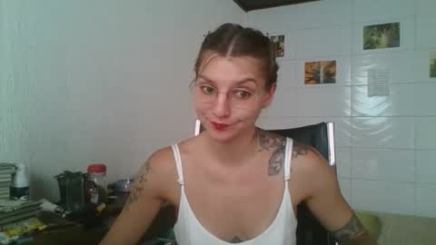 Snapshot of babydemon6 chatting on December 15, 2025, 2:54 pm babydemon6 online show from December 15, 2025, 2:54 pm