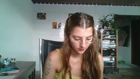 Snapshot of babydemon6 chatting on February 5, 2026, 9:08 pm babydemon6 online show from February 5, 2026, 9:08 pm