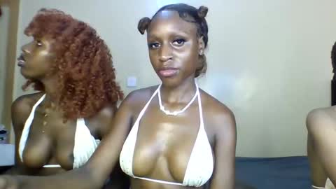 Snapshot of babydoll_230 chatting on April 27, 2026, 3:26 am Babydoll 230 online show from April 27, 2026, 3:26 am