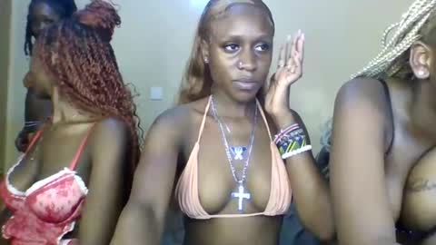 Snapshot of babydoll_230 chatting on May 24, 2026, 3:11 am Babydoll 230 online show from May 24, 2026, 3:11 am