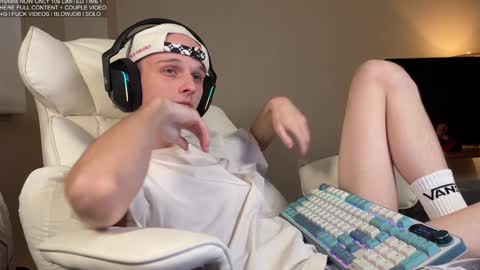 Big cock boy online show from December 24, 2024, 6:44 am