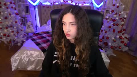 Sasha online show from December 8, 2024, 7:54 pm
