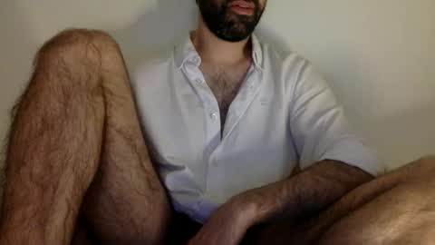 Tom A.    online show from October 4, 2025, 7:39 am