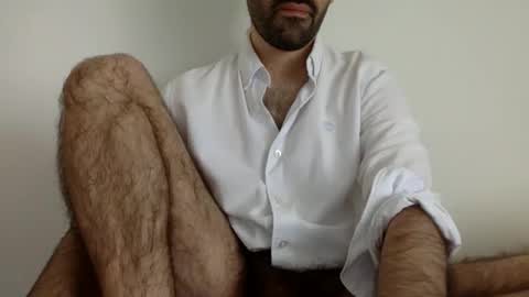 Tom A.    online show from October 26, 2025, 11:49 am