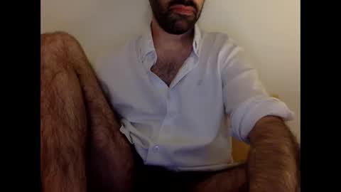 Tom A.    online show from October 28, 2025, 5:15 pm