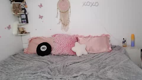 Imi-Baby online show from May 9, 2026, 12:27 am