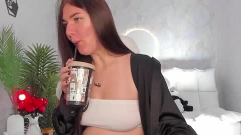 Snapshot of babyisperfect chatting on September 15, 2025, 3:39 am Sophia online show from September 15, 2025, 3:39 am