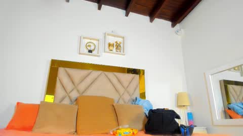 babylattin online show from February 4, 2026, 3:23 am