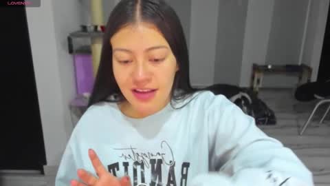 Loren online show from January 13, 2026, 12:27 am